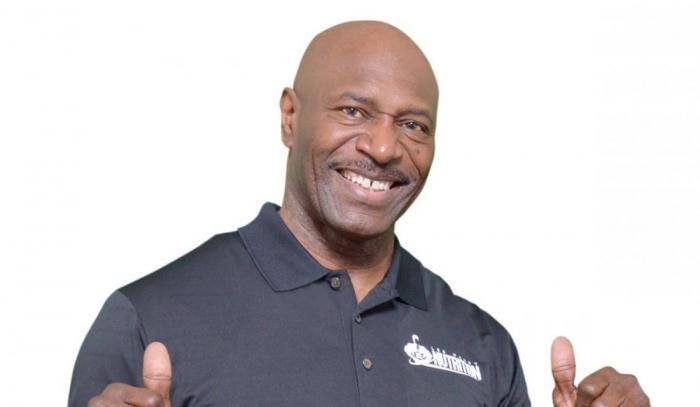 бодибилдеры