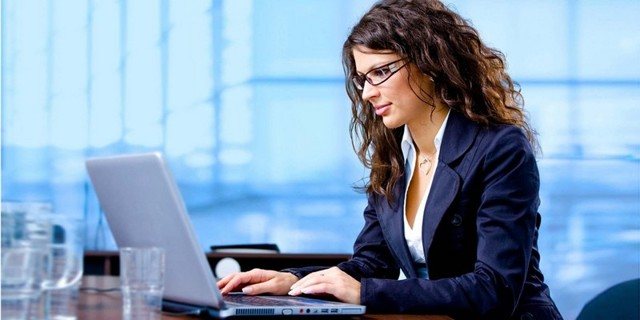 К какому врачу обращаться при грыже позвоночника