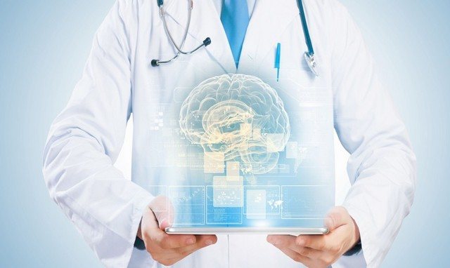 К какому врачу обращаться при грыже позвоночника