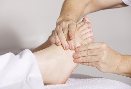 Массаж ноги