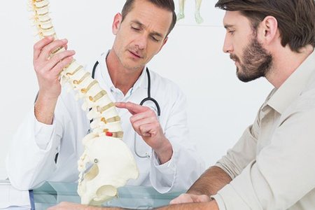 Поясничный лордоз сглажен, что это означает?