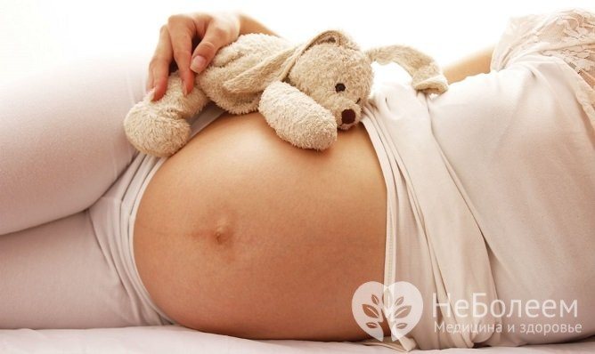 Пупочная грыжа нередко развивается у беременных, но свойственна не только им