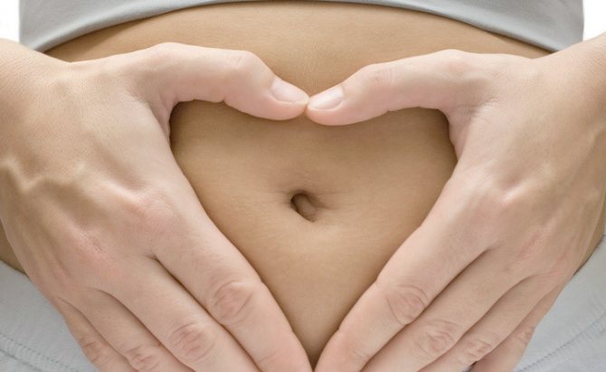 пупок у женщины