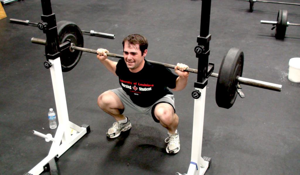 Присед со штангой