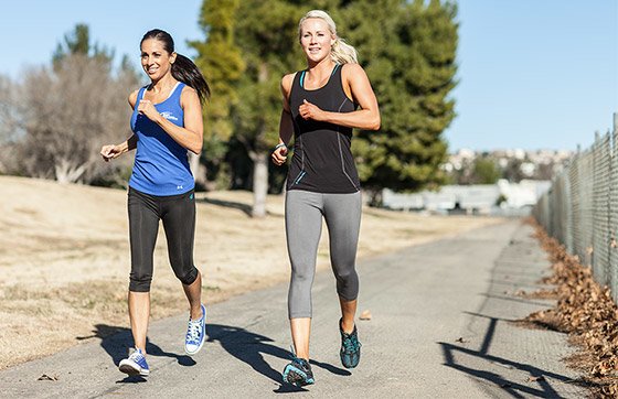 девушки на пробежке