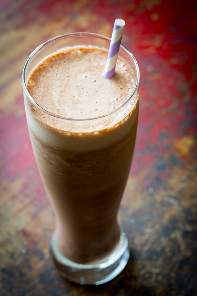 шоколадный белковый коктейль