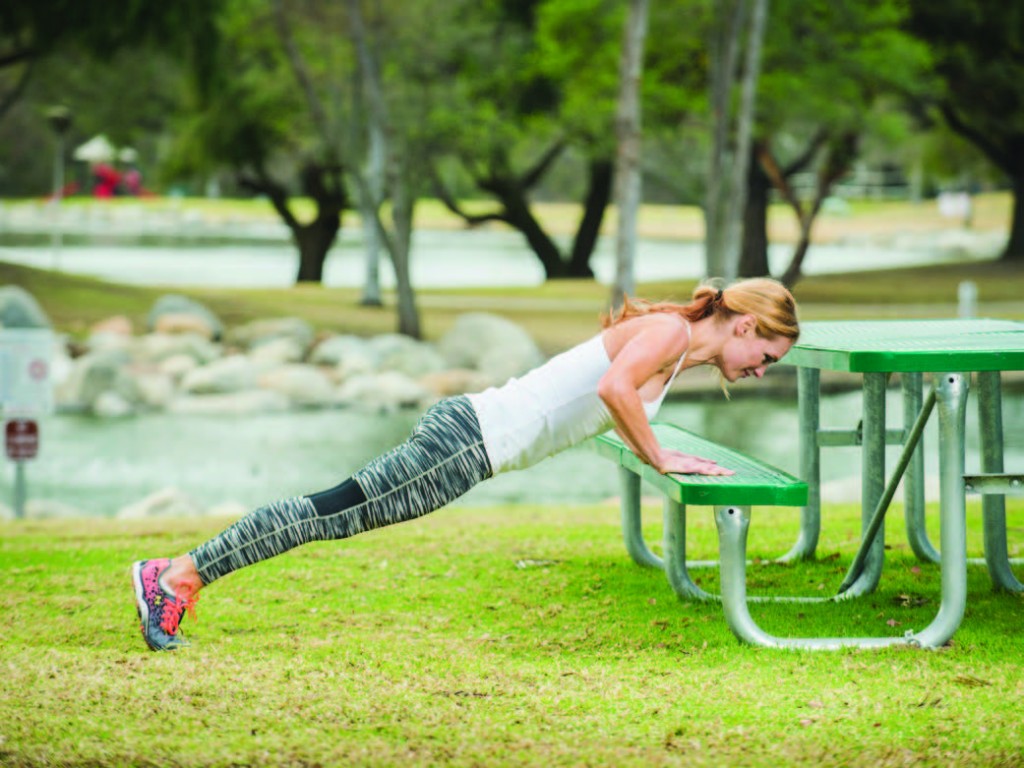 Отжимания от лавки