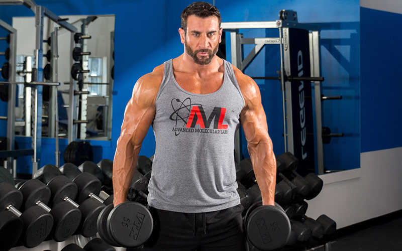 Гантели подходят для любой группы мышц