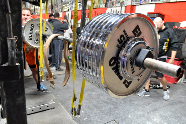 Программа тренировок в тренажерном зале на силу