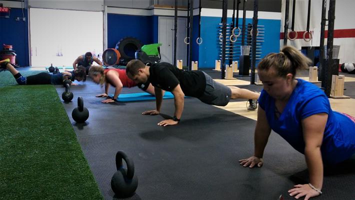 Отжимания от пола