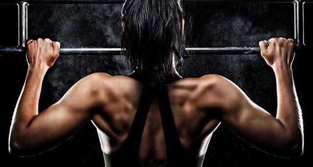 Подтягивания на перекладине