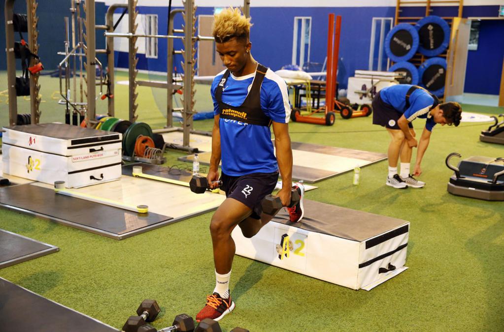 тренировка в зале