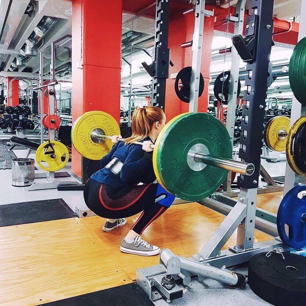 приседание со штангой