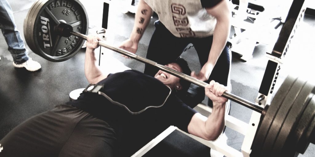 выполнение с поддержкой