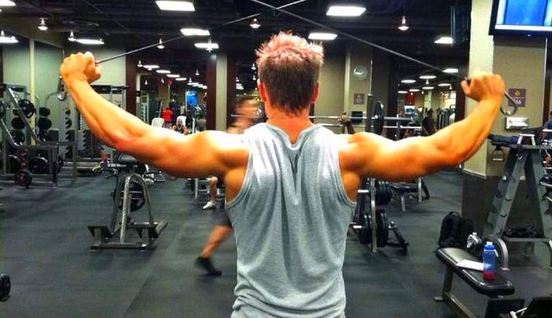 тяга в стороны