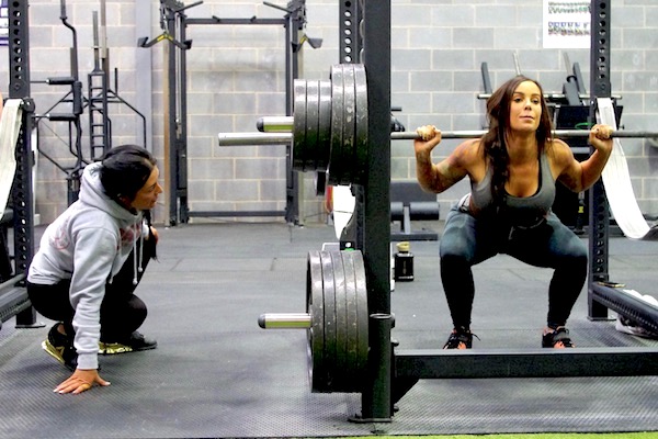тренировка в спортзале
