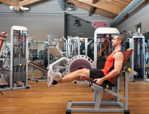 тренировка в спортзале