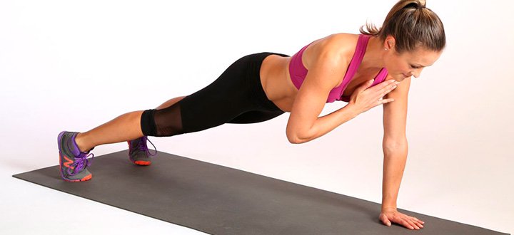 Сколько делать подходов в планке?