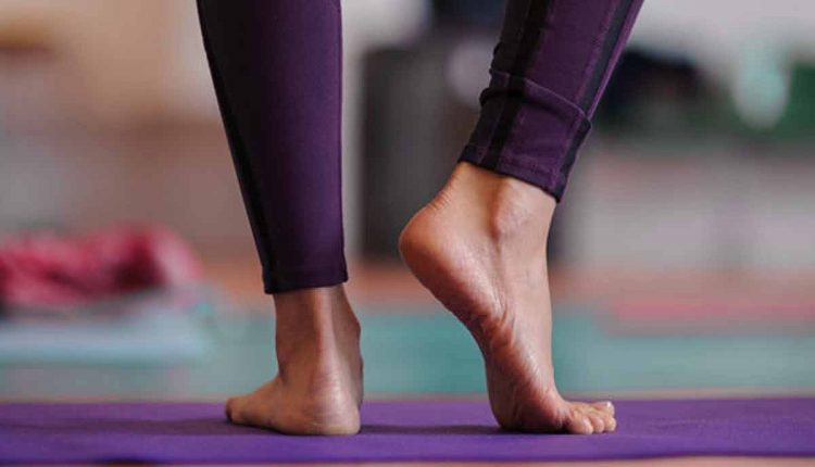 Разминка одной стопы