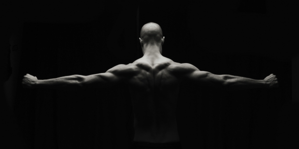 как расширить спину