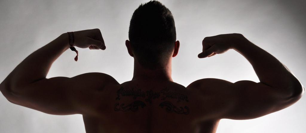 узким хватом