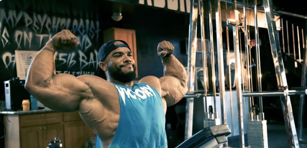 тренировка в спортзале