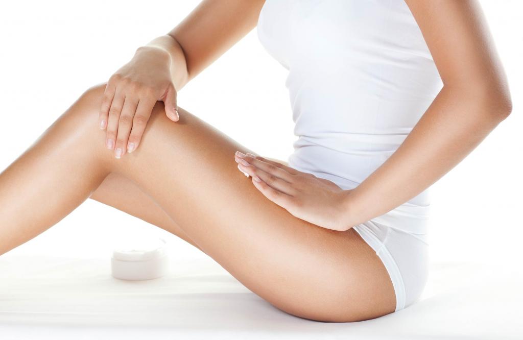 от чего могут быть растяжки на попе