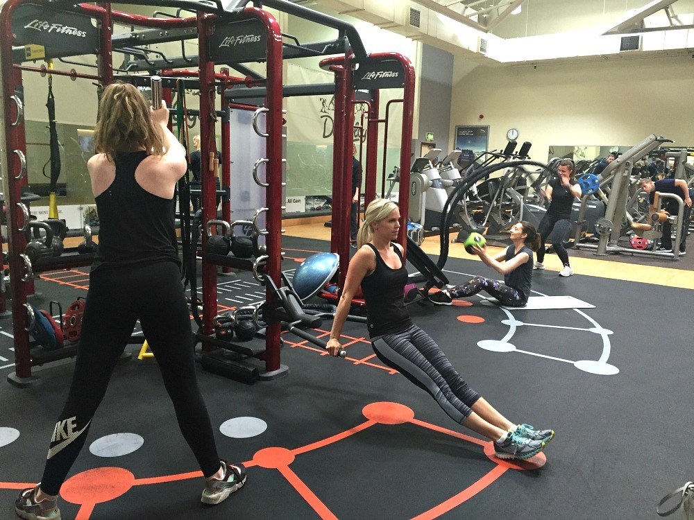 Упражнения на похудение для девушек