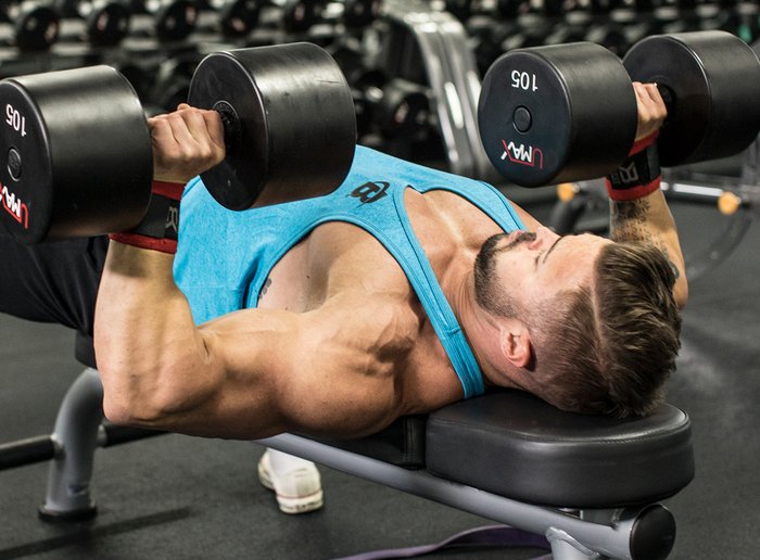 упражнения на грудь