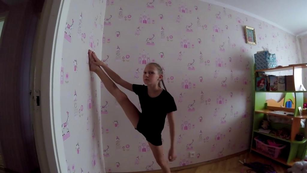 как сесть на шпагат