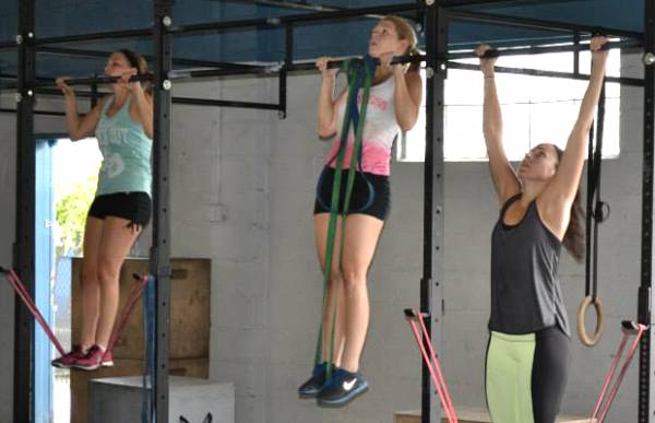 как научиться подтягиваться