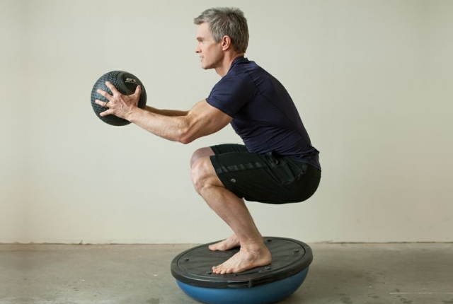 Приседания на босу