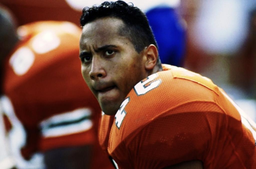 молодой Дуэйн Джонсон