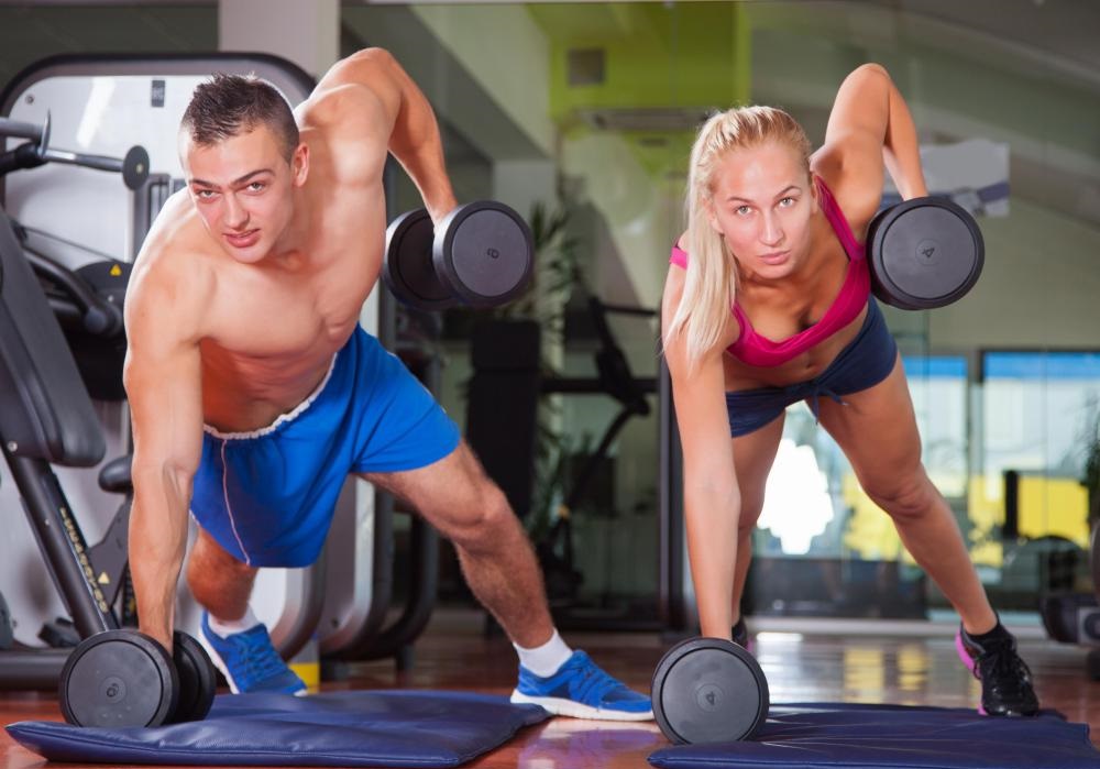 быстро накачать руки в домашних условиях