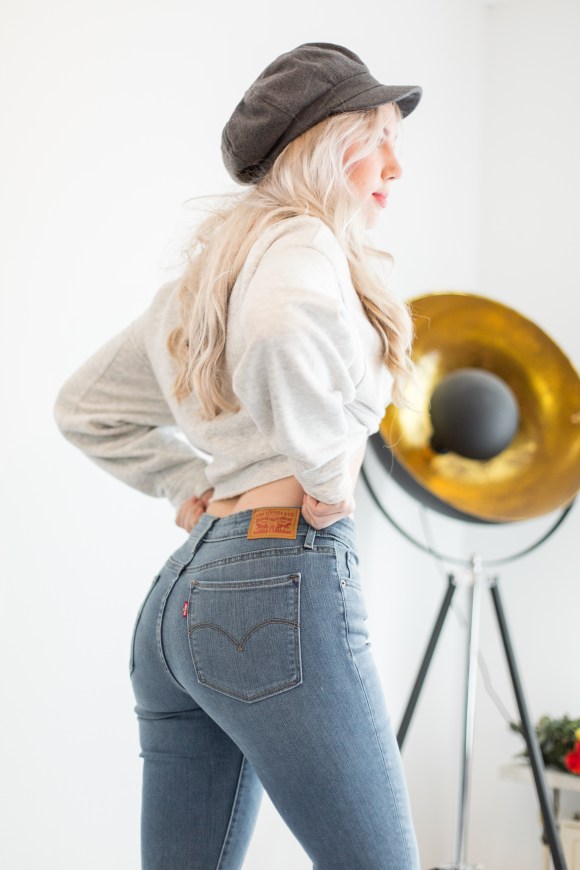 Фигурная девушка