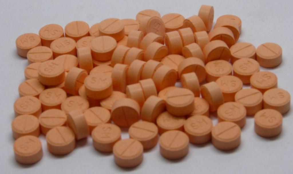 Андрогены с низкой активностью