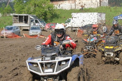 Gonki na kvadrotsiklakh 2