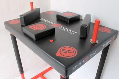 Stol dlia armrestlinga