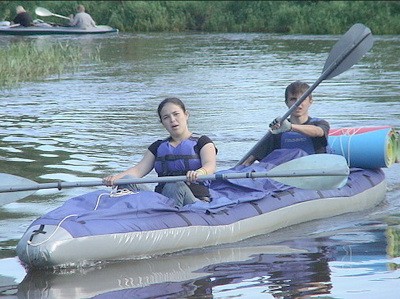 Splavy na baidarkakh naduvnaia